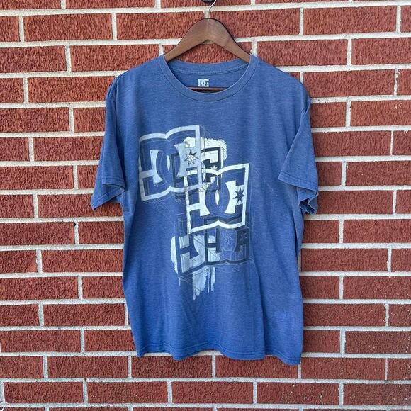 Y2k dc shoes skateboarding graphic tee - Picture 1 of 3